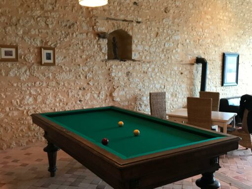 IMG-202510 Eclairage billard